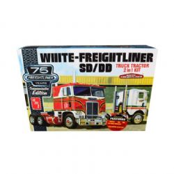 AMT -  1/25 - WHITE FREIGHTLINER 2-IN-1 SC/DD -  COMMEMORATIVE EDITION 1046